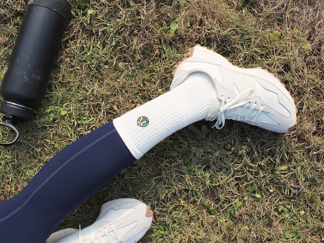 FOOTER 輕壓力高筒登山襪