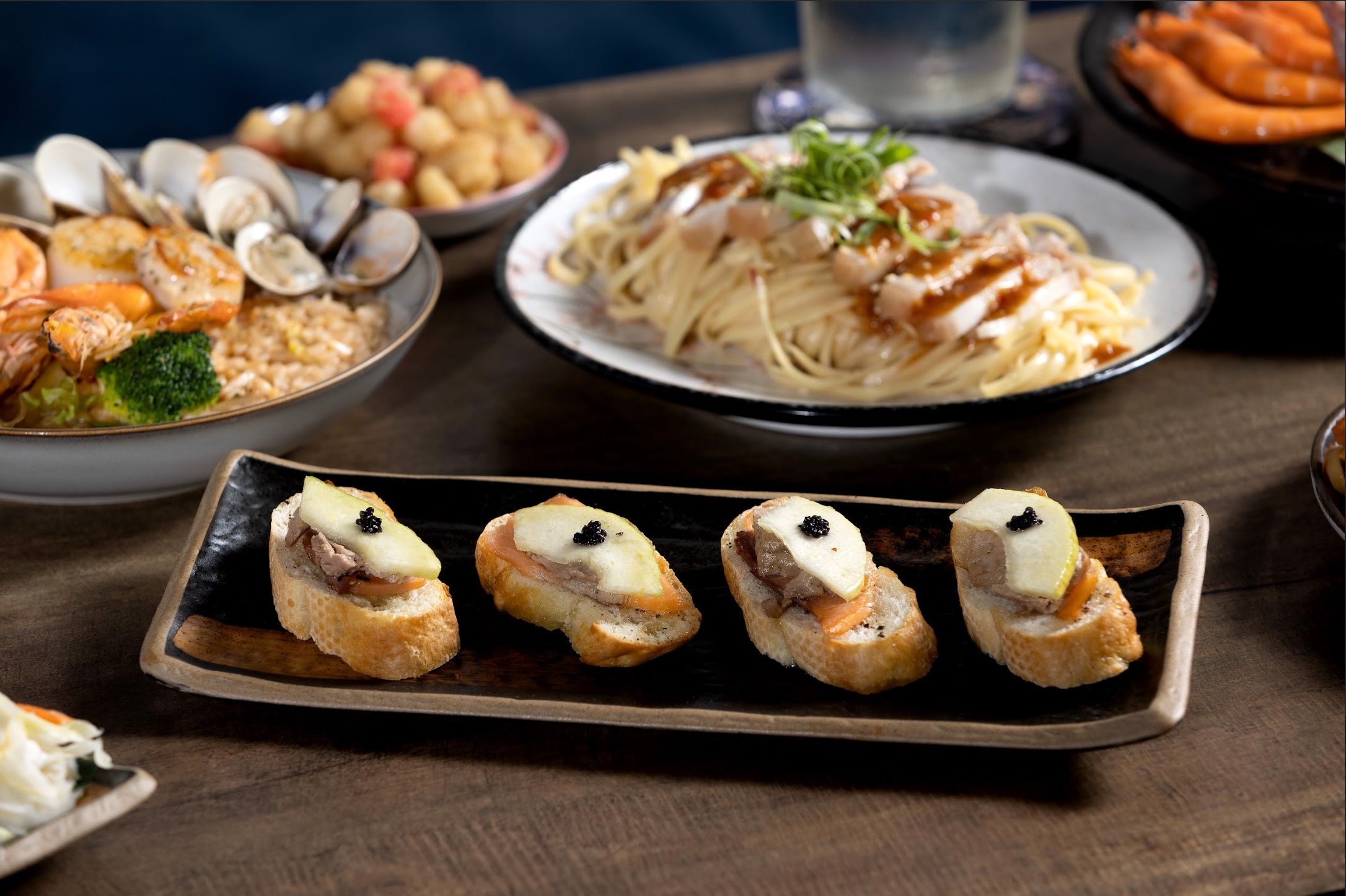 特色餐飲
